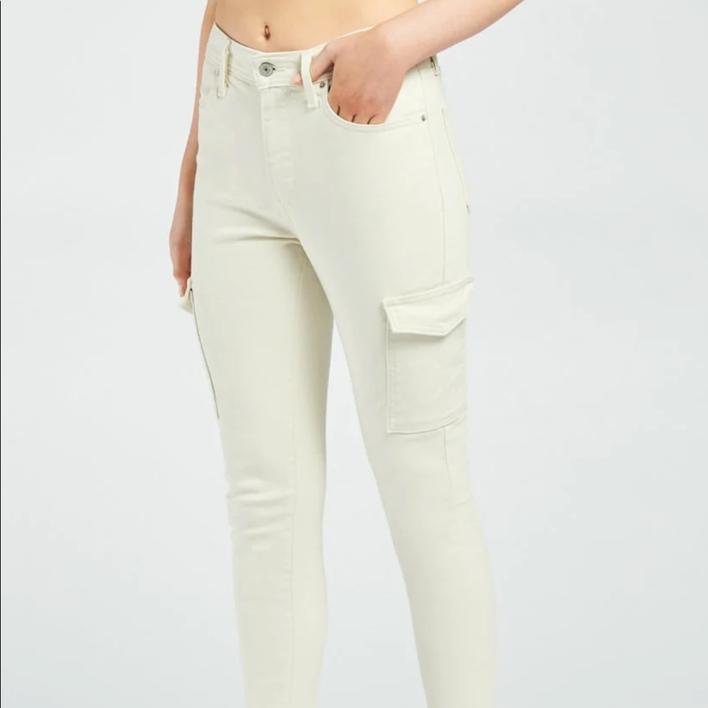 LEVI'S
721 HIGH RISE SKINNY ANKLE JEANS